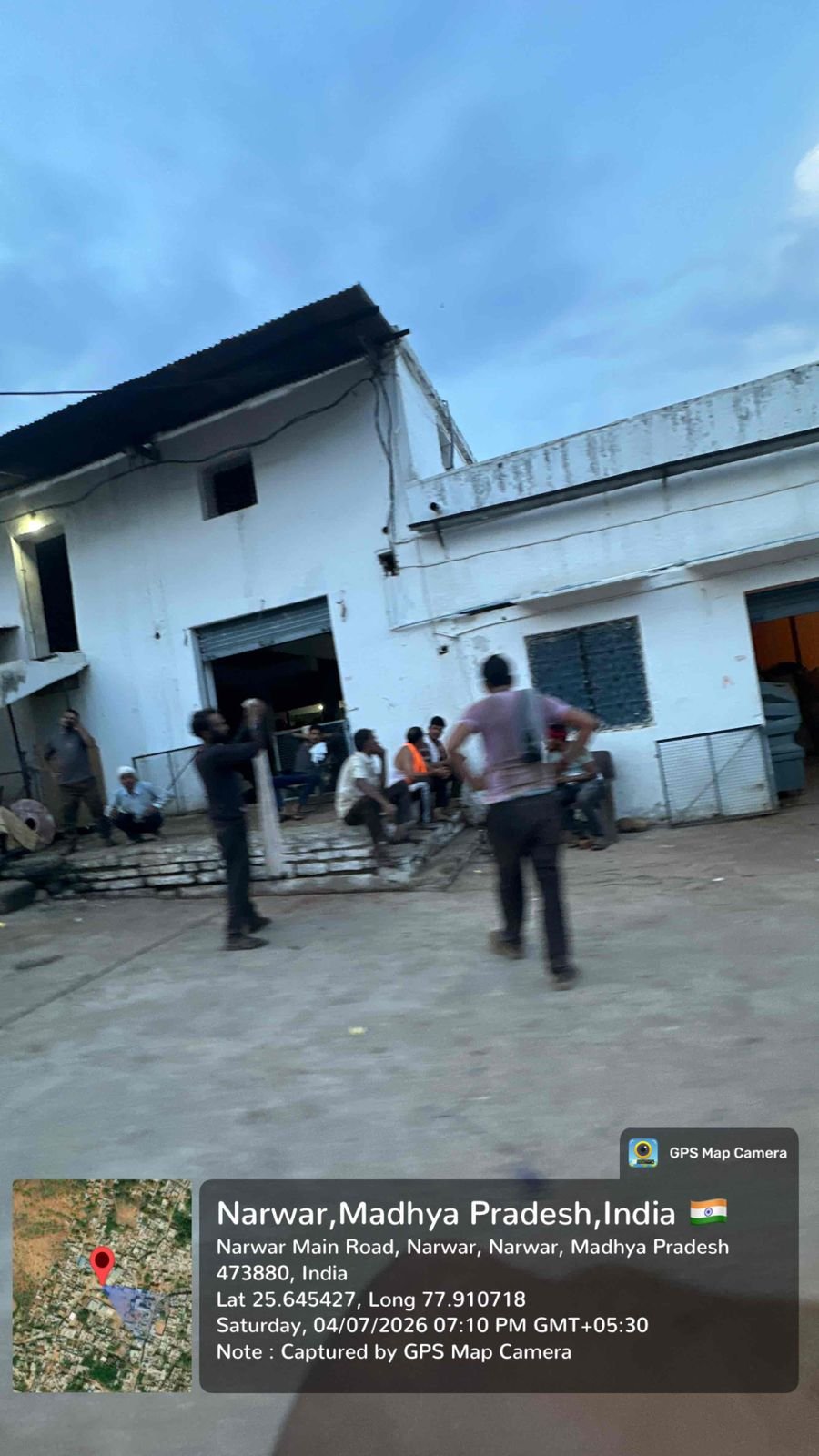 नरवर की पुरानी अनाज मंडी में अवैध मिलों का मामला NGT पहुंचा, प्रशासन पर कार्रवाई न करने के आरोप; कमेटी गठित कर संचालकों को नोटिस / Shivpuri News