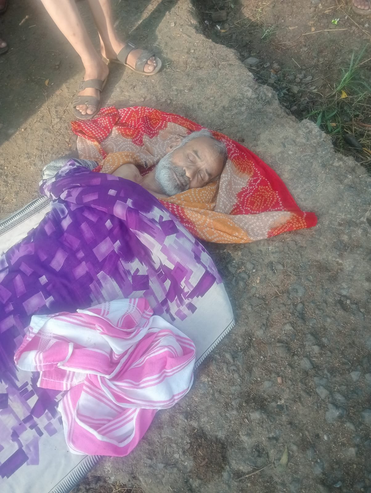 तालाब में फिसला पैर, गहरे पानी में डूबे मंदिर के पुजारी; रामलखन शर्मा की मौत से ग्वालीपुरा में मातम / Shivpuri News