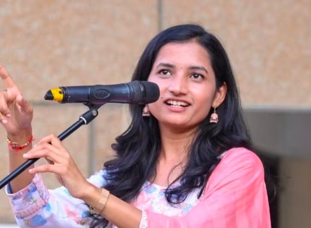 शिवपुरी की बेटी मनु वैशाली का दोहा में जलवा, 25 सितंबर को अंतरराष्ट्रीय मंच पर गूंजेगी कविता / Shivpuri News