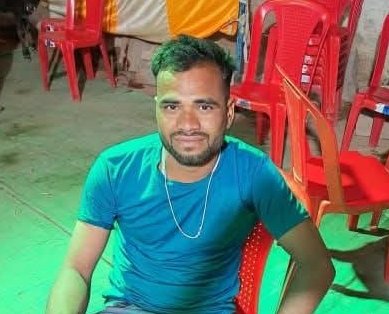 खनियाधाना में बड़ा हादसा: ट्रक से सीमेंट उतारते समय 11 KV बिजली तार की चपेट में आने से युवक की दर्दनाक मौत / Shivpuri News