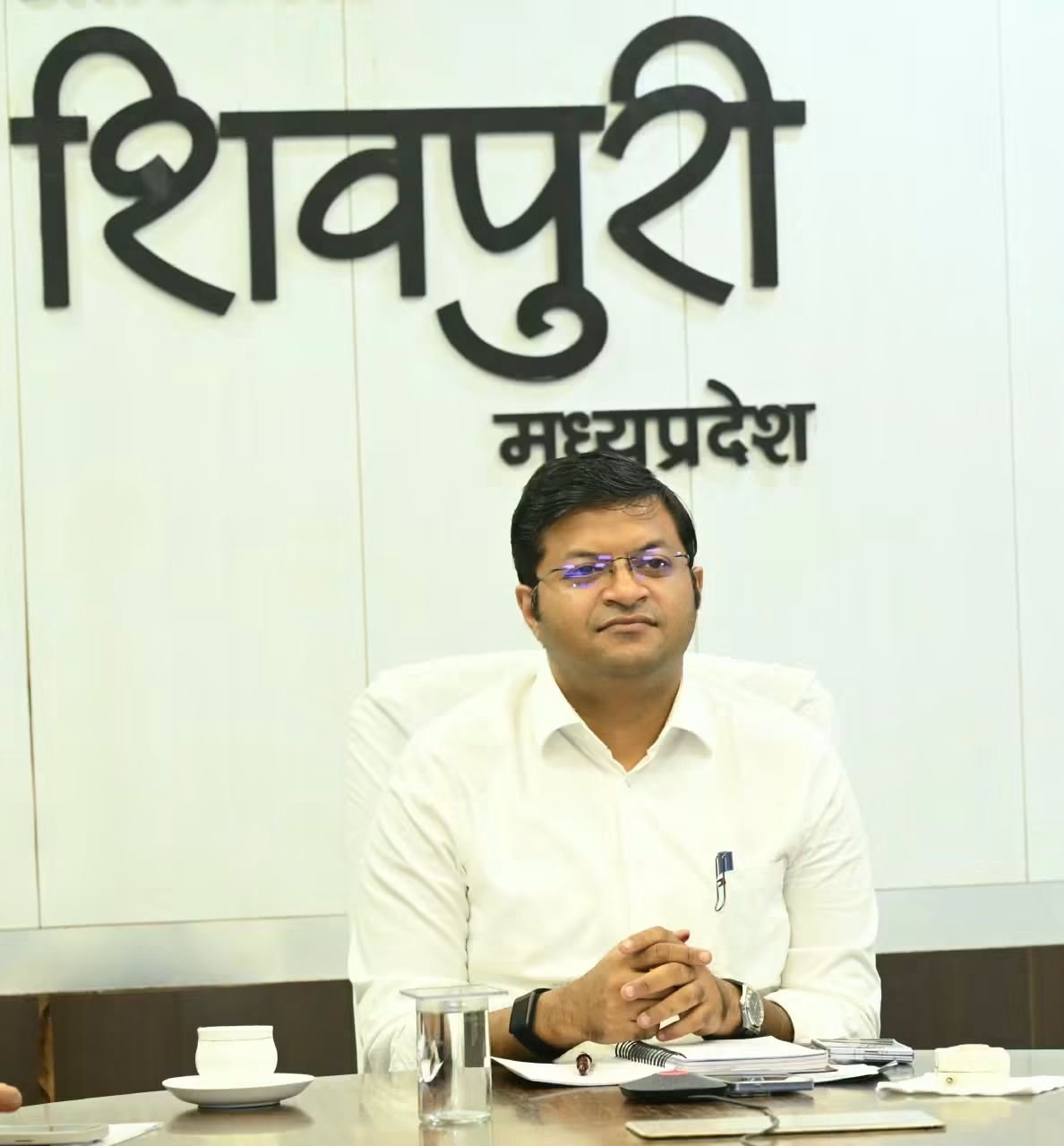 करैरा के वीरेंद्र साहू और सुरेंद्र लोधी के शस्त्र लाइसेंस निलंबित, कलेक्टर अर्पित वर्मा ने जारी किए आदेश / Shivpuri News