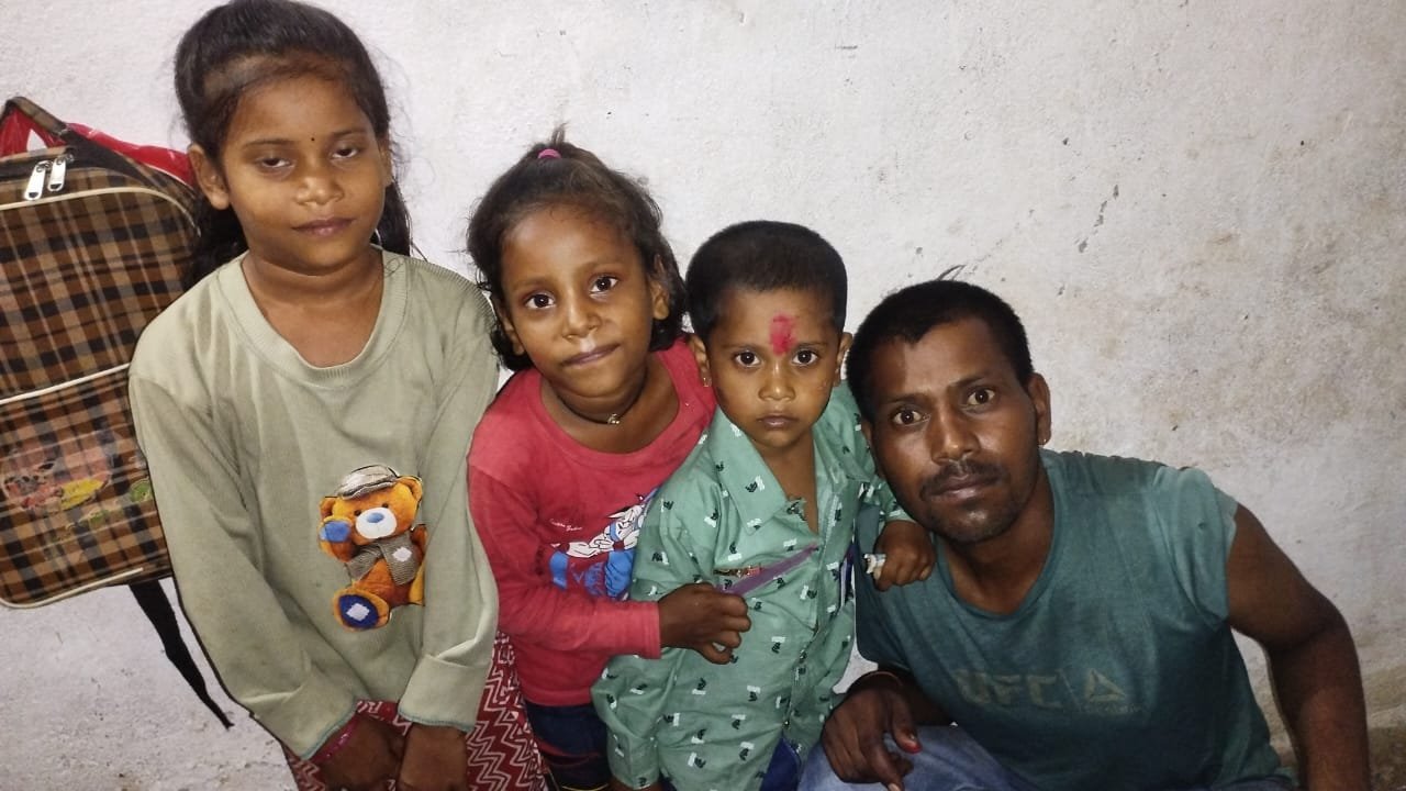 बड़ौदी में हाइड्रा क्रेन ऑपरेटर दीपक बाथम की मौत, ऑफिस में मिला शव; जिला अस्पताल में डॉक्टरों ने किया मृत घोषित / Shivpuri News