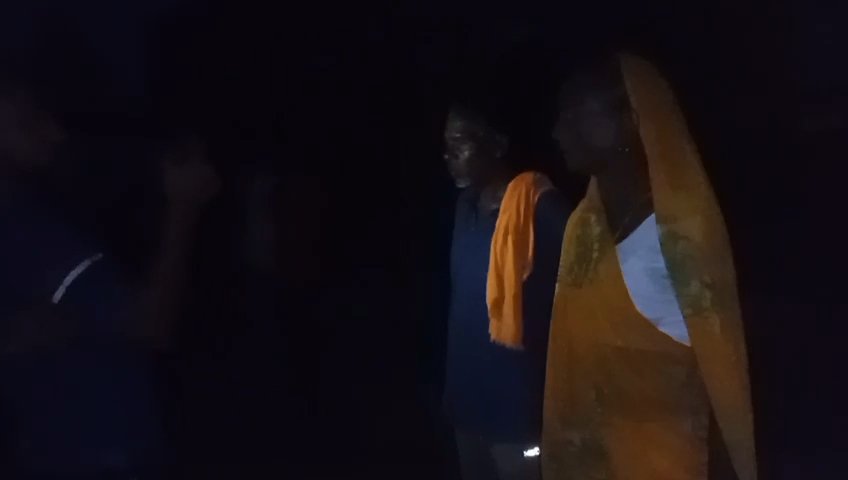 शिवपुरी में शासकीय जमीन पर कब्जे का आरोप: आदिवासी ने मोहनलाल कोरी सहित तीन लोगों के खिलाफ अमोला थाने में शिकायत / Shivpuri News