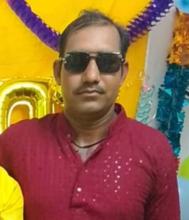 सोते समय सांप के काटने से 35 वर्षीय पदम सिंह कुशवाह की मौत, सुबह 5 बजे हुई घटना; अस्पताल में डॉक्टरों ने किया मृत घोषित / Shivpuri News